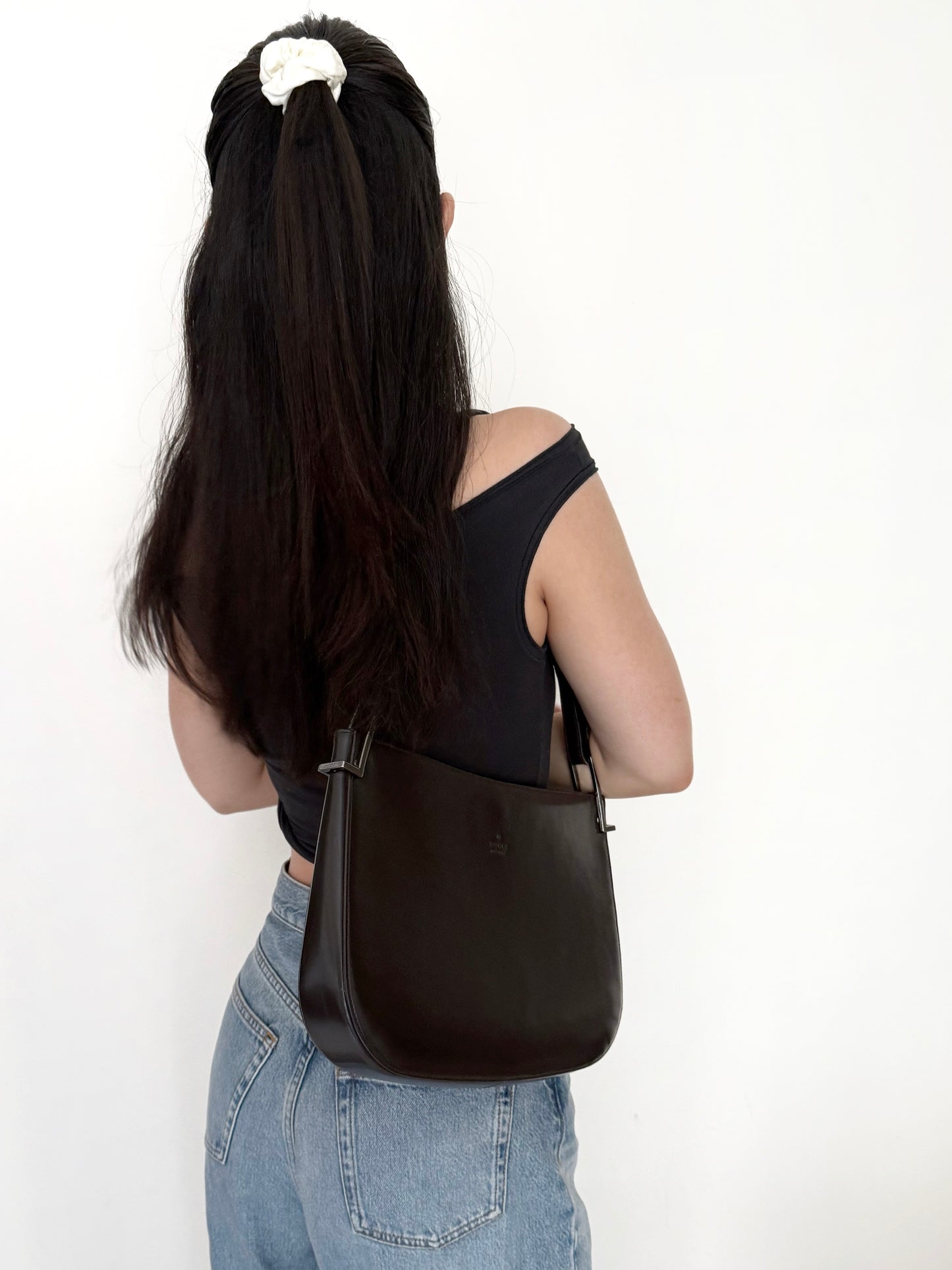 Gucci brown enamel shoulder bag