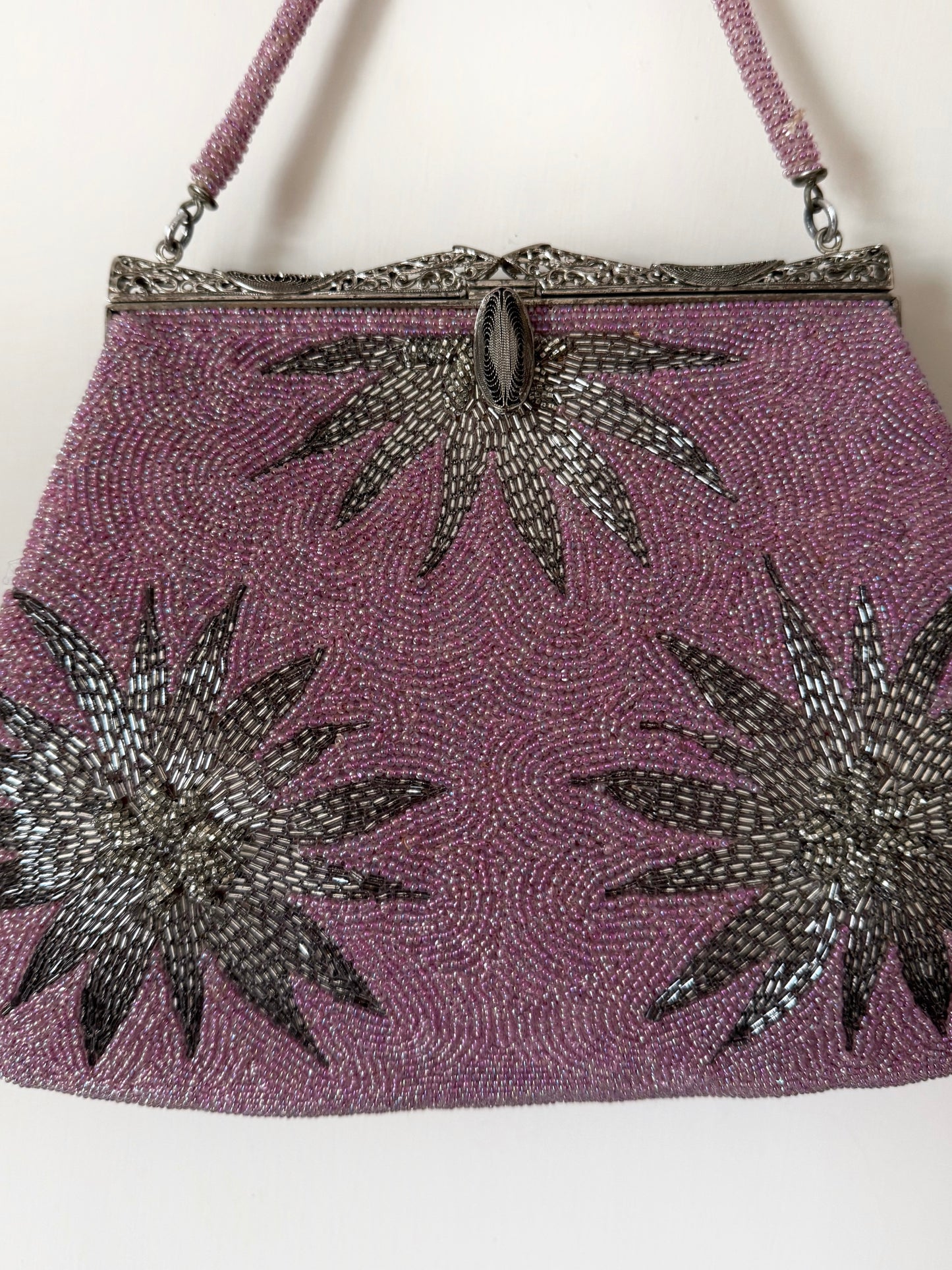 03. Sun motifs beaded bag