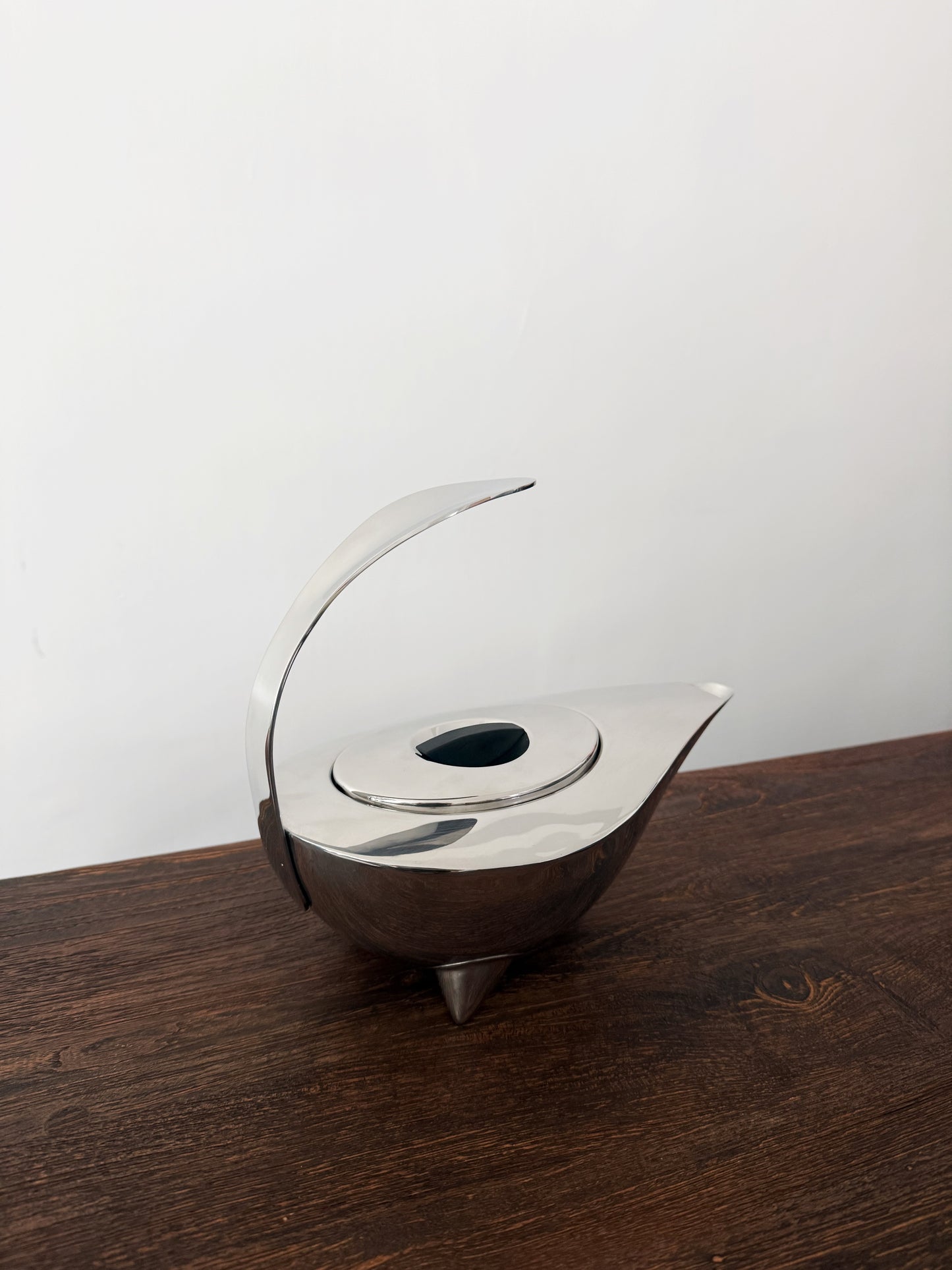 01. Bodum 1980s Naoko Aladdin teapot