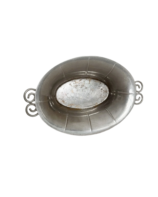 Tray with spiral handles