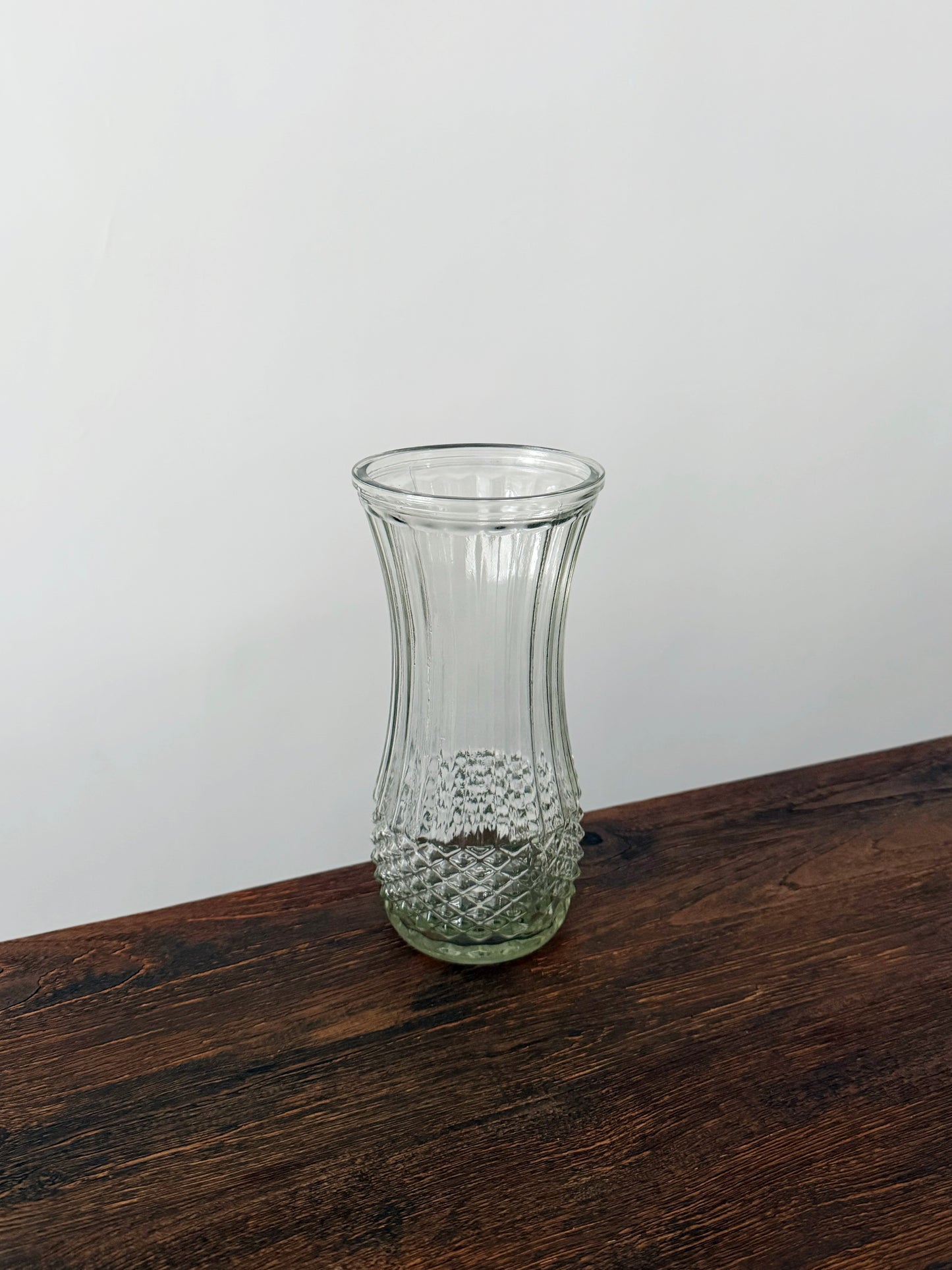 01. Hoosier vase 4088-A