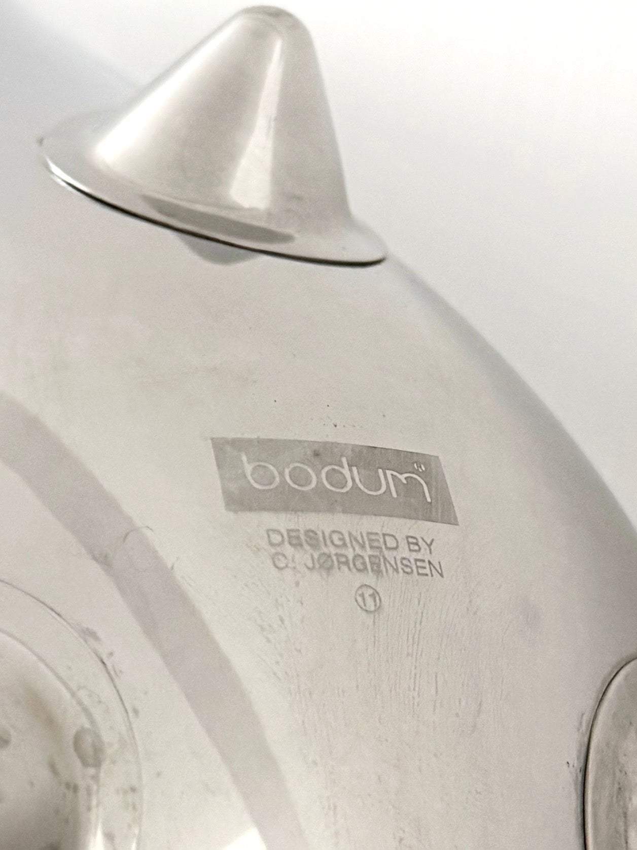 01. Bodum 1980s Naoko Aladdin teapot